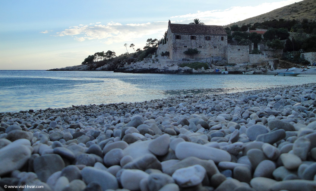 Dubovica-bay-island-Hvar-004